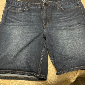 Woman denim shorts